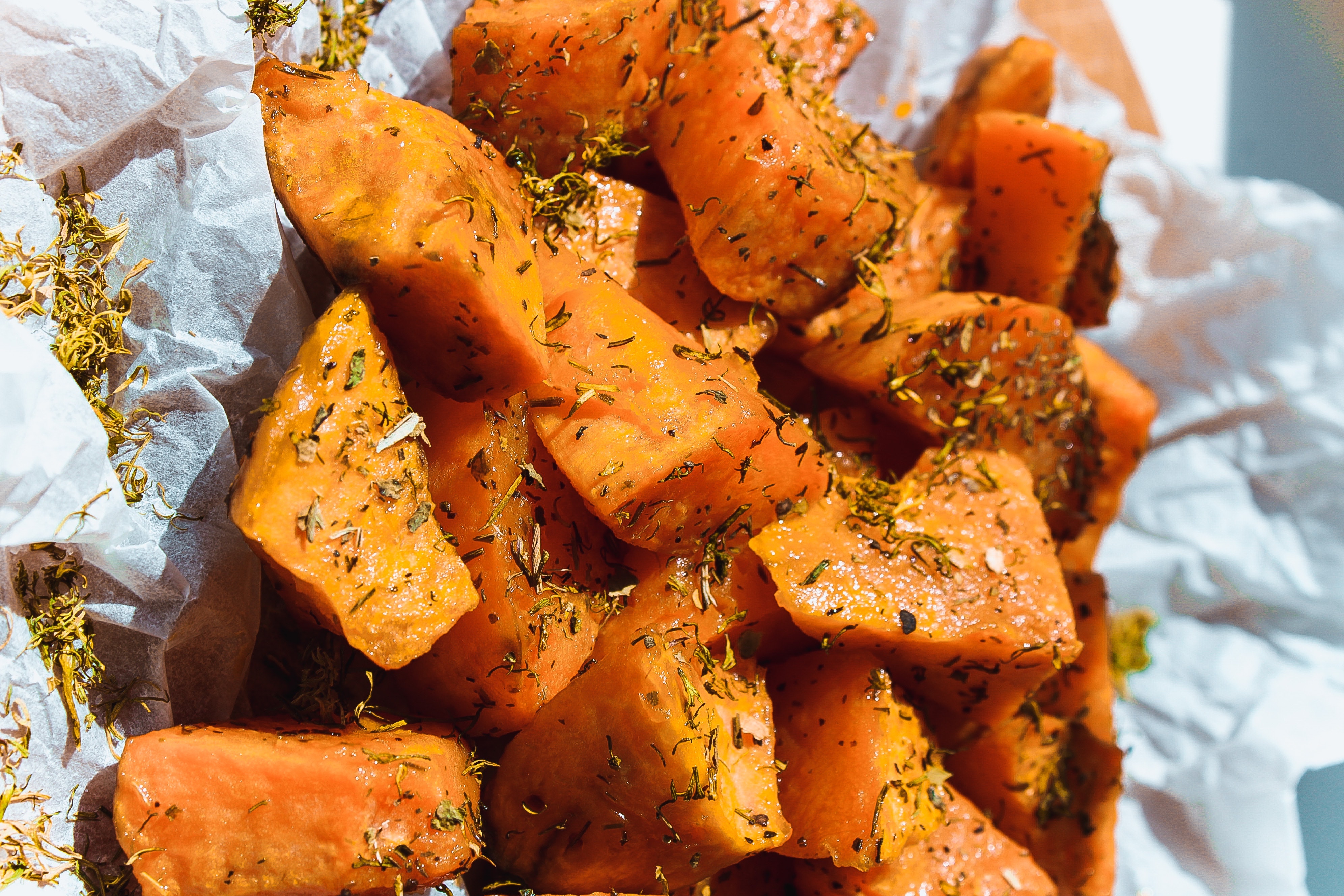 Sweet potato salad is great for a gut-friendly picnic because its high-fibre content